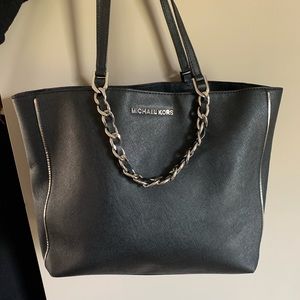 Black Michael Kors Tote